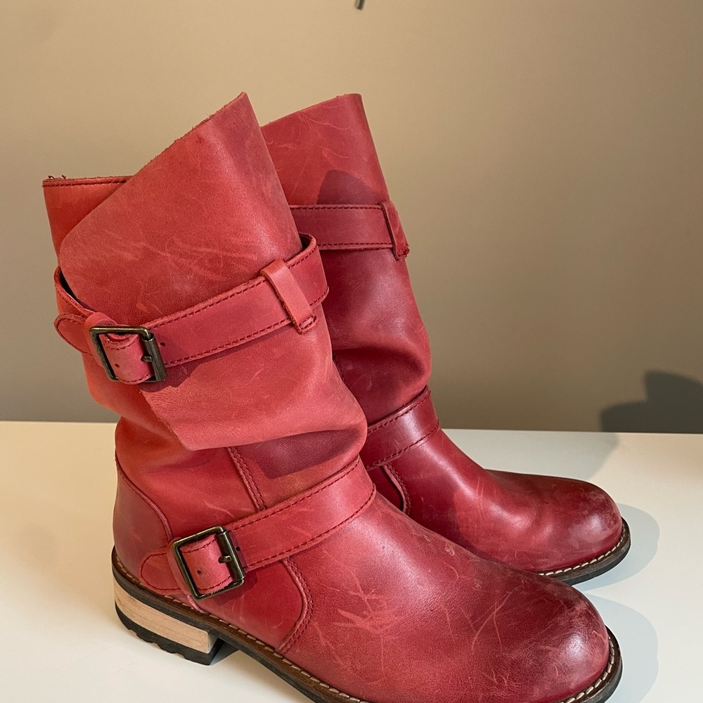 Kodiak Red Leather Combat Boots